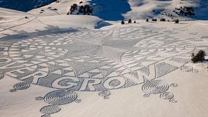 Crop Circle Karya Seniman Inggris Mejeng di Pegunungan Davos