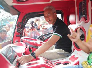 Ganjar Serap Aspirasi Para Sopir Truk di Batang