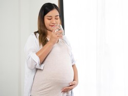 8 Cara Mudah Mengatasi Mual di Awal Kehamilan