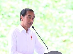 Saat Jokowi Ajak Cucu Main ke Aquarium Terbesar di Tangsel Saat Jokowi Ajak Cucu Main ke Aquarium Terbesar di Tangsel