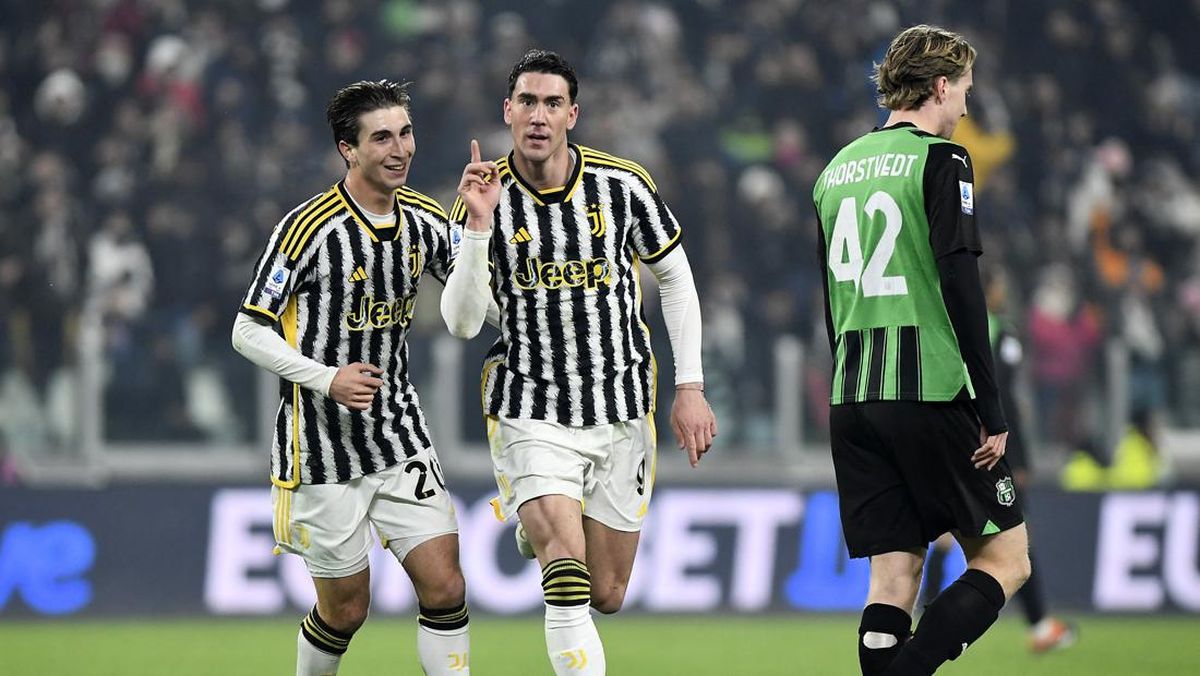 Juventus Vs Sassuolo: Vlahovic Dua Gol, Bianconeri Menang 3-0