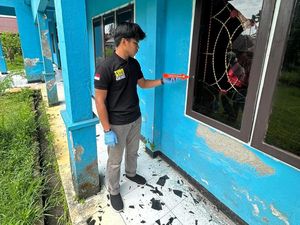Kantor Disperindagkop Waropen Dirusak OTK, Polisi Selidiki Kantor Disperindagkop Waropen Dirusak OTK, Polisi Selidiki