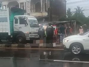 Petaka Jalan Berlubang Bikin Pemotor Wanita di Maros Tewas Terlindas Truk