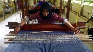 Melihat Pembuatan Songket Aceh yang Tembus Pasar Mancanegara