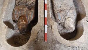Potret Mumi-Papirus Era Yunani-Romawi Ditemukan di Mesir