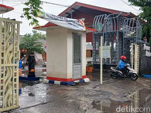 Gus Ipul Akan Dialog dengan Pedagang Soal Portal Otomatis Pasar Kebonagung Gus Ipul Akan Dialog dengan Pedagang Soal Portal Otomatis Pasar Kebonagung