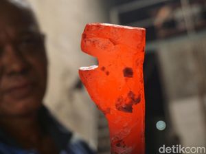 Menilik Pande Besi yang Masih Bertahan di Surabaya