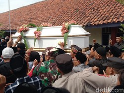 Buya Syakur Sempat Sakit Asam Lambung Sebelum Wafat