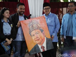 Relawan Rembuk Pagi Deklarasi Dukung Prabowo-Gibran