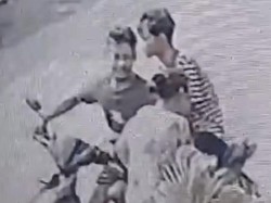 Detik-detik Nenek Bertongkat di Sukmajaya Depok Dijambret Pria Bermotor