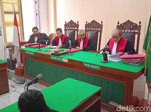 Kurir 36 Kg Sabu Jaringan Internasional di Medan Divonis Bui Seumur Hidup Kurir 36 Kg Sabu Jaringan Internasional di Medan Divonis Bui Seumur Hidup
