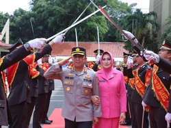 Penghormatan Terakhir Kombes Ade Ary kepada Personel Polres Metro Jaksel