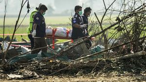 23 Orang Tewas Akibat Ledakan Pabrik Kembang Api di Thailand