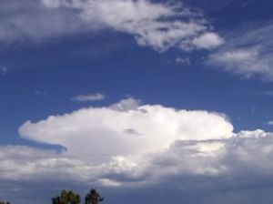 Kenali Awan Cumulonimbus, Si Pemicu Cuaca Ekstrem di Langit Kenali Awan Cumulonimbus, Si Pemicu Cuaca Ekstrem di Langit