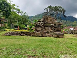 Kisah Mpu Supo Jinakkan Mata Air Panas dengan Candi Songgoriti Kisah Mpu Supo Jinakkan Mata Air Panas dengan Candi Songgoriti