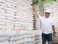 Masuk Masa Tanam, Pusri Distribusi Pupuk Subsidi untuk Jateng