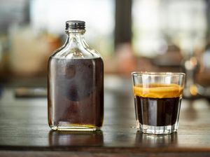 5 Fakta Kopi Cold Brew, Kopi Dingin yang Tahan Lama Disimpan di Kulkas 5 Fakta Kopi Cold Brew, Kopi Dingin yang Tahan Lama Disimpan di Kulkas