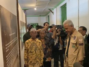 Kunjungi Museum di Ngawi, Ganjar Kagumi Sosok Dr Radjiman Wedyodiningrat Kunjungi Museum di Ngawi, Ganjar Kagumi Sosok Dr Radjiman Wedyodiningrat