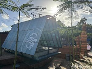 Bukan Sekadar Tempat Nongkrong, Ada Sudut Daur Ulang Sampah Plastik di Kafe Ini Bukan Sekadar Tempat Nongkrong, Ada Sudut Daur Ulang Sampah Plastik di Kafe Ini