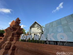 Beda! Kafe di Denpasar Ini Bernuansa Bali dan Furnitur Berbahan Daur Ulang Beda! Kafe di Denpasar Ini Bernuansa Bali dan Furnitur Berbahan Daur Ulang