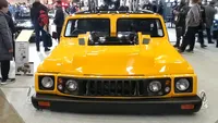 Penampakan Dua Suzuki Jimny Digabung Jadi Satu, Kayak Nggak Pakai Roda
