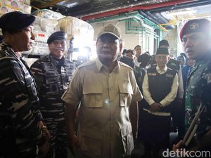 KRI dr Radjiman Akan Lewati Laut Merah, Prabowo: Kita Tak Punya Musuh