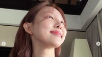 7 Gaya Nayeon TWICE Diam-diam Liburan ke Bali, Fans: Gak Bikin KTP Aja?
