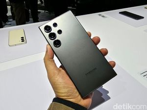HP Premium Samsung Kabarnya Akan Pakai Nama Baru