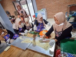 Melihat Produksi Mi Instan Berbahan Tepung Mocaf di Sriharjo Bantul