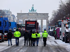 Pengemudi Truk di Jerman Protes Kenaikan Tarif Tol