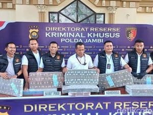 Berkas Perkara Korupsi PT Pelindo II Jambi Dinyatakan P-21 oleh Jaksa Berkas Perkara Korupsi PT Pelindo II Jambi Dinyatakan P-21 oleh Jaksa