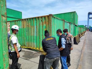 Polisi: Wanita Tewas Membusuk dalam Peti Kemas di Priok Alami Gangguan Jiwa Polisi: Wanita Tewas Membusuk dalam Peti Kemas di Priok Alami Gangguan Jiwa
