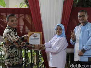 Relawan Pandu 02 Deklarasi Dukung Prabowo-Gibran di Kertanegara