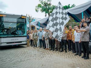 Pemkot Medan Anggarkan Rp 143,6 M untuk Pengelolaan Bus Listrik Tahun 2025 Pemkot Medan Anggarkan Rp 143,6 M untuk Pengelolaan Bus Listrik Tahun 2025