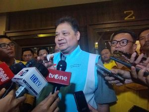 Airlangga Tepis Isu 15 Menteri Mundur dari Kabinet: Situasi Biasa Saja Airlangga Tepis Isu 15 Menteri Mundur dari Kabinet: Situasi Biasa Saja