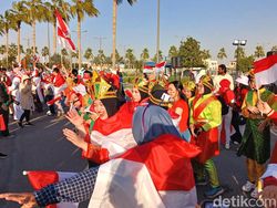 Indonesia Vs Vietnam: Ribuan Suporter Merah-Putih Asyik Joget Jelang Laga