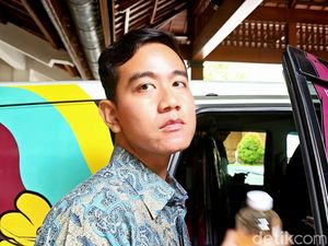 PDIP Sarankan Gibran Mundur dari Wali Kota Berujung TKD Pasang Badan PDIP Sarankan Gibran Mundur dari Wali Kota Berujung TKD Pasang Badan