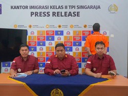 Bebas dari Penjara, Bule Amerika Eks Napi Narkoba Dideportasi