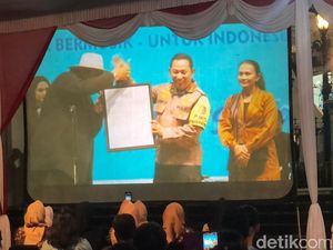 Butet-Ndarboy Genk Ciptakan Lagu Polisi Jagoanku, Kapolri: Terima Kasih Butet-Ndarboy Genk Ciptakan Lagu Polisi Jagoanku, Kapolri: Terima Kasih