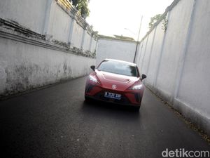 Banyak Fitur Canggih di MG 4 EV, Bisa Santai saat Macet