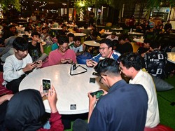 Kumpul Bareng Pemuda di Medan, Alam Ganjar Ditantang Nyanyi-Main Game