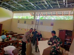 3 Murid Tertimpa Plafon Ambrol di SD Bambanglipuro, Begini Kondisinya