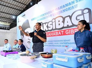 Relawan Aksi Sahabat Gibran Simulasikan Penyajian Makanan Sehat