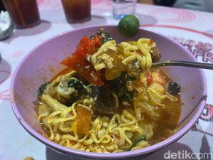 Seblak Mama Zafran: Seblak Beragam Topping dan Basreng Bojot yang Hits Seblak Mama Zafran: Seblak Beragam Topping dan Basreng Bojot yang Hits