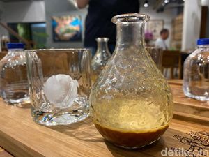 Second Floor Coffee: Kolaborasi Rasa Kopi dan Buah yang Unik Segar Second Floor Coffee: Kolaborasi Rasa Kopi dan Buah yang Unik Segar