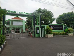 Imbas Kecelakaan di Tol Ngawi Belajar Mengajar SMAN 1 Sidoarjo Diliburkan Imbas Kecelakaan di Tol Ngawi Belajar Mengajar SMAN 1 Sidoarjo Diliburkan