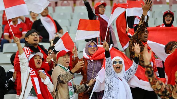 Soccer Football - AFC Asian Cup - Group D - Vietnam v Indonesia - Abdullah bin Khalifa Stadium, Doha, Qatar - January 19, 2024 Indonesia fans in the stands before the match REUTERS/Ibraheem Al Omari