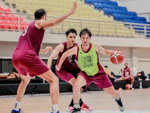 Diperkuat Eks Timnas Basket, Bima Perkasa Pede Lawan Dewa United Siang Ini Diperkuat Eks Timnas Basket, Bima Perkasa Pede Lawan Dewa United Siang Ini