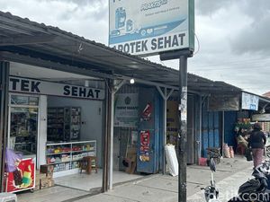 Kasir Apotek Sidrap Dipecat-Dituntut Ganti Rugi Usai Tilap Rp 500 Ribu Sehari Kasir Apotek Sidrap Dipecat-Dituntut Ganti Rugi Usai Tilap Rp 500 Ribu Sehari