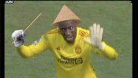 Gawang Kamerun yang dikawal Onana jebol tiga kali dalam kekalahan 1-3 melawan Senegal. Foto: dok. Internet/X (Twitter)